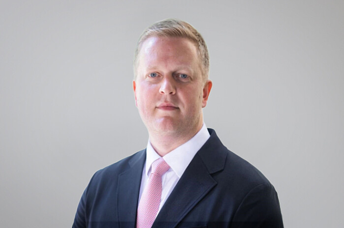 Portrait Andrew Dean